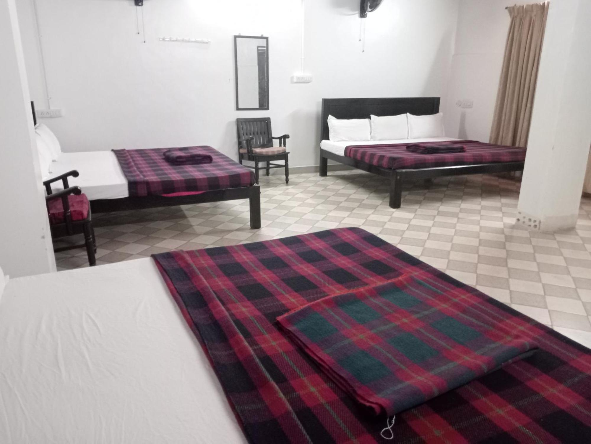 Hotel Hill Town Coorg มาดิเครี ภายนอก รูปภาพ