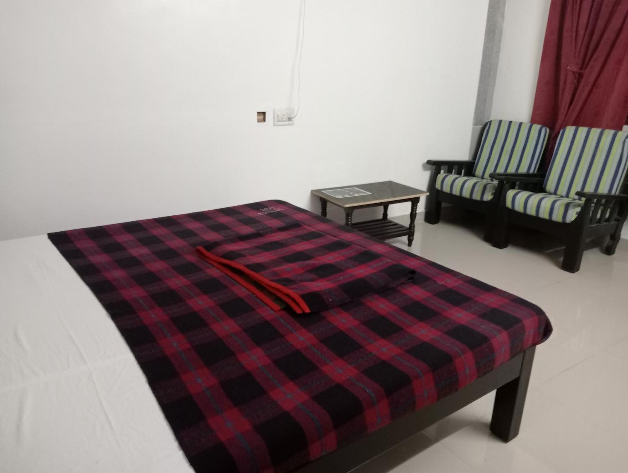 Hotel Hill Town Coorg มาดิเครี ภายนอก รูปภาพ